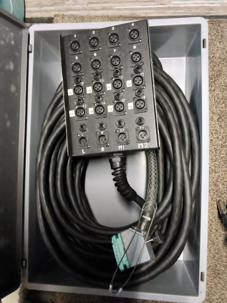 Multikabel  30 m en 8 m in goede staat ., Ophalen of Verzenden, Gebruikt, Apparatuur