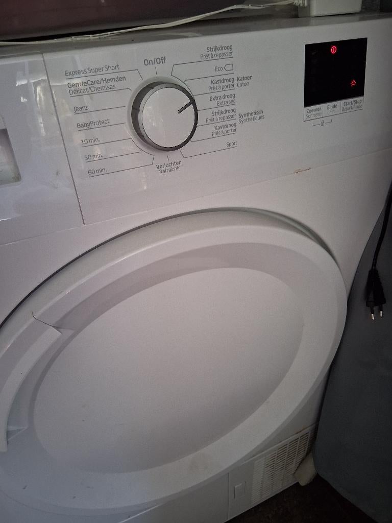 Condensdroger, Ophalen, 8 tot 10 kg, Zo goed als nieuw, Voorlader