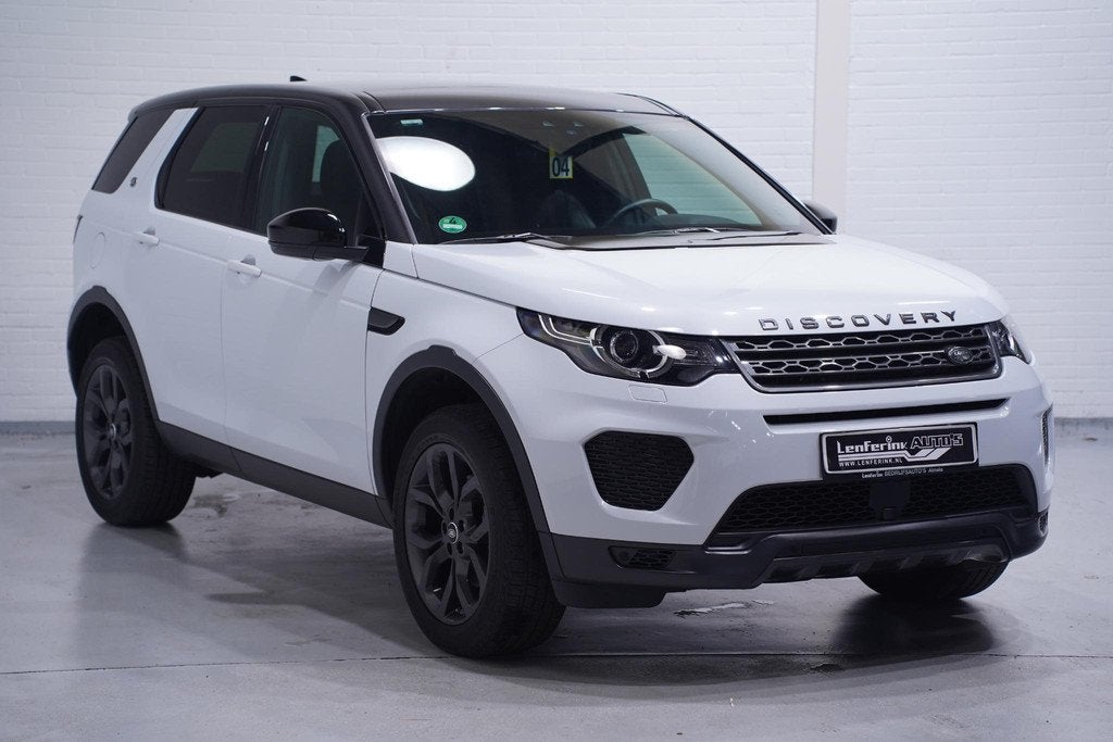 Land Rover Discovery Sport 2.0 TD4 180 PK Landmark Grijs Ken, Auto's, Bestelauto's, Automaat, 4 cilinders, 179 pk, Wit