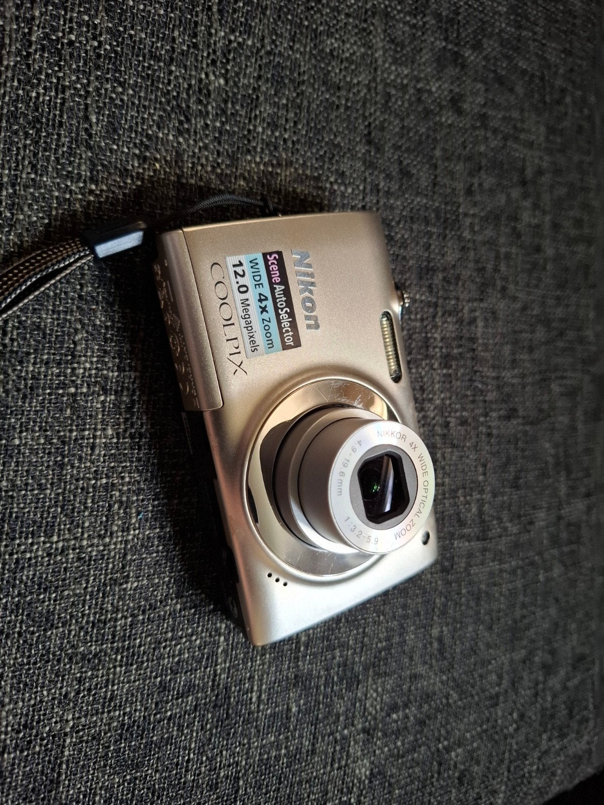 Nikon coolpix s2500, Overige merken, Zo goed als nieuw, Geheugenkaart, Ophalen of Verzenden
