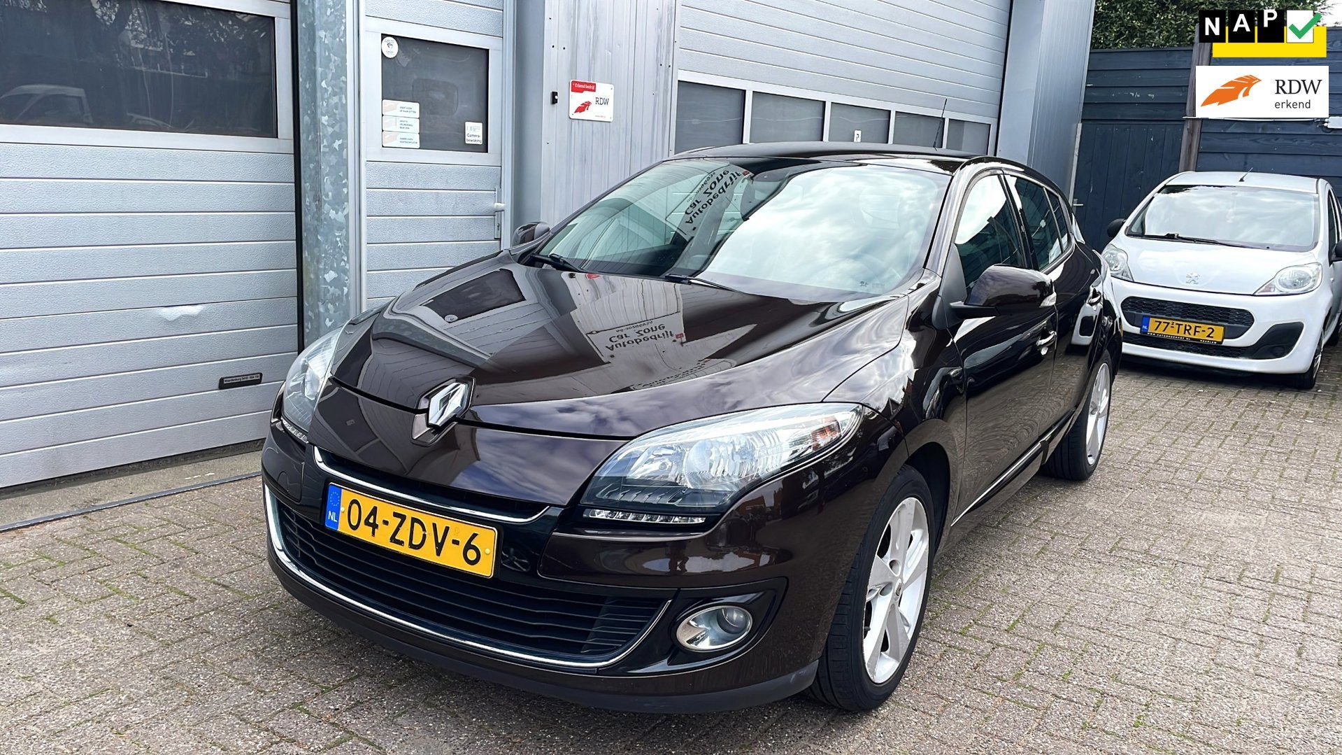 Renault Mégane 1.2 TCe Collection-Navi-Clima-Cruise-New APK, Voorwielaandrijving, Stof, Gebruikt, Zwart
