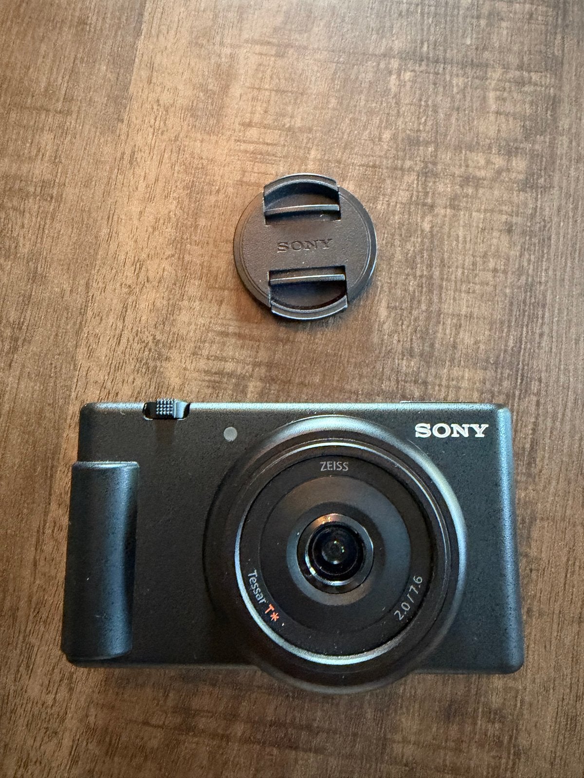 Sony ZV-1F Vlogcamera, Beeldstabilisatie, Ophalen of Verzenden, Zo goed als nieuw, Accu