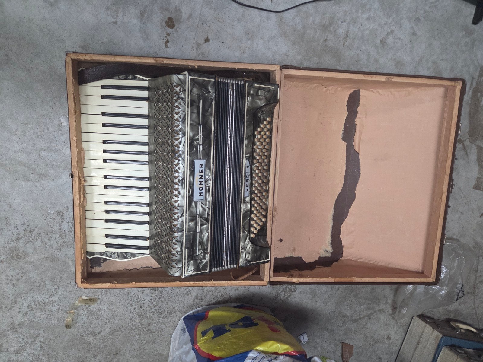 Hohner Verdi II accordeon met koffer, Ophalen, Gebruikt, Toetsaccordeon, Met koffer