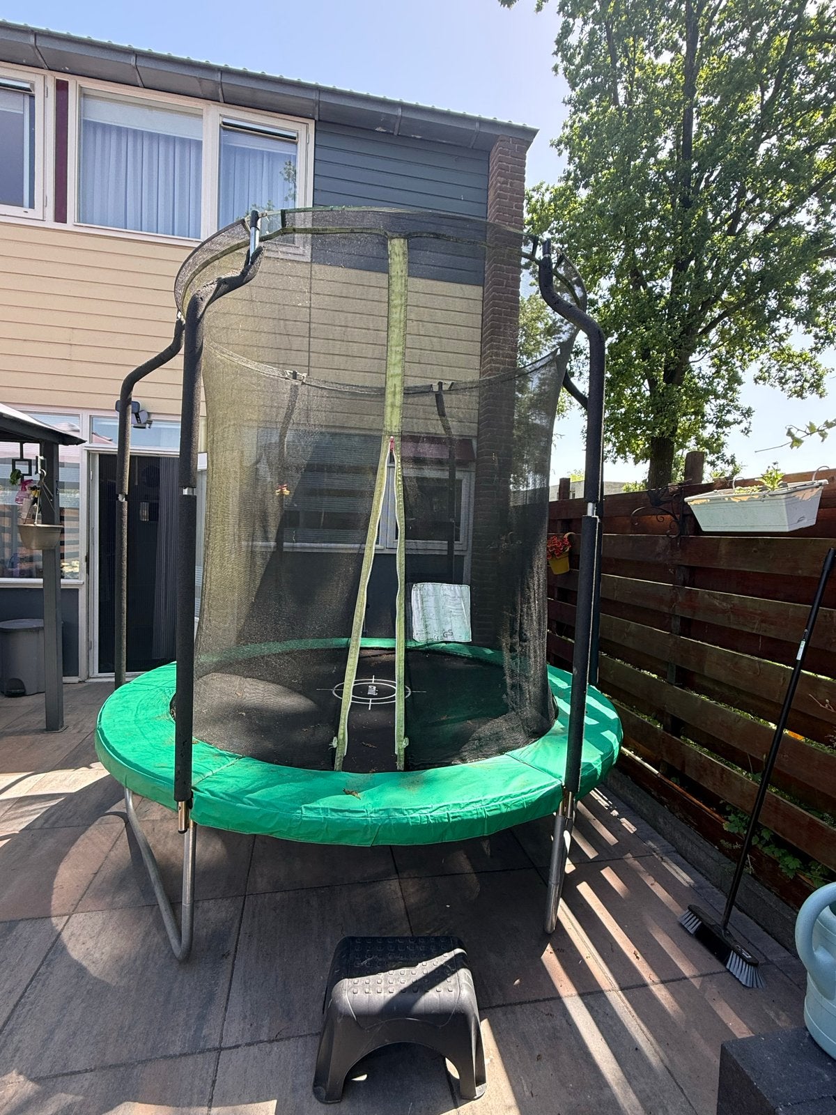 Trampoline met veiligheidsnet, Ophalen, Gebruikt