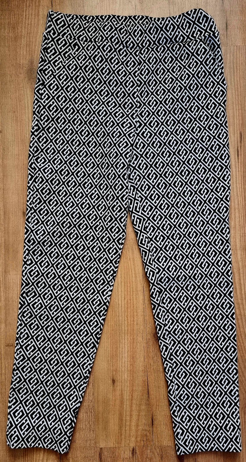Zwart-witte broek met geometrisch patroon maat XL, Zwart, Maat 46/48 (XL) of groter, Ophalen of Verzenden, Zo goed als nieuw