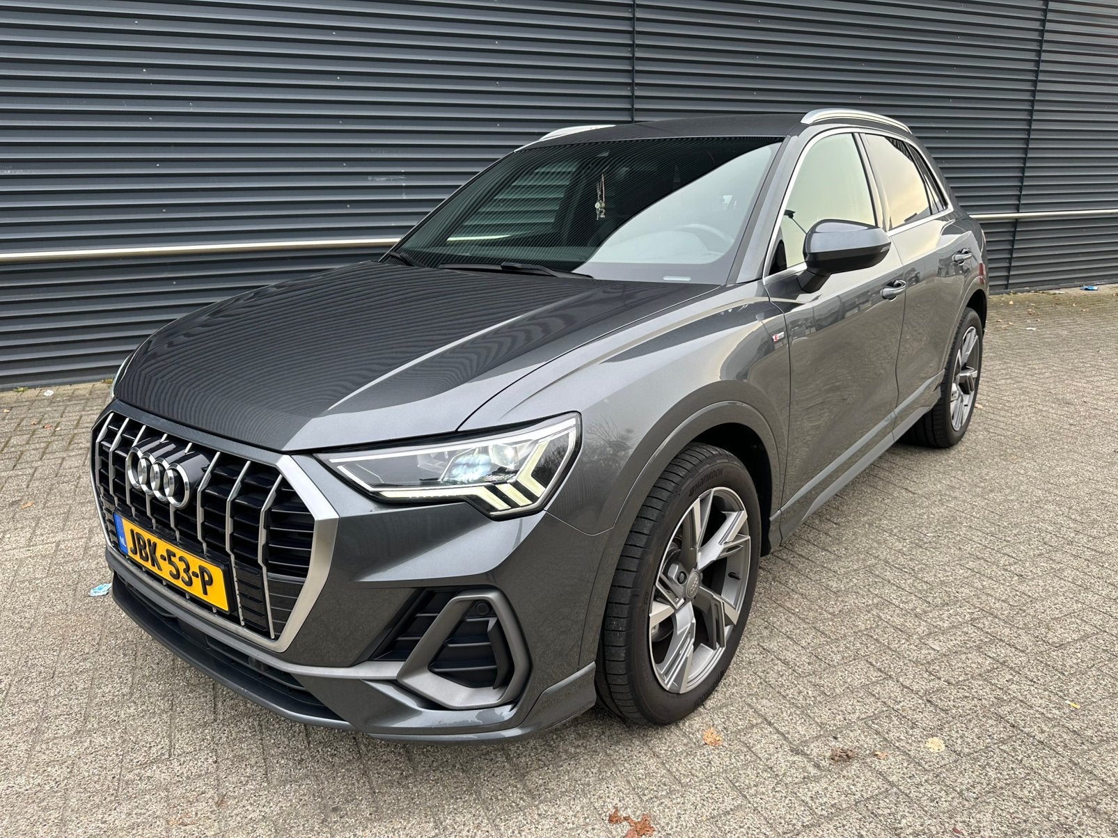 Audi Q3 45 Tfsi 231pk S Tronic 2.0 Quattro 2019 Grijs, Auto's, Audi, 1984 cc, Vierwielaandrijving, Particulier, SUV of Terreinwagen
