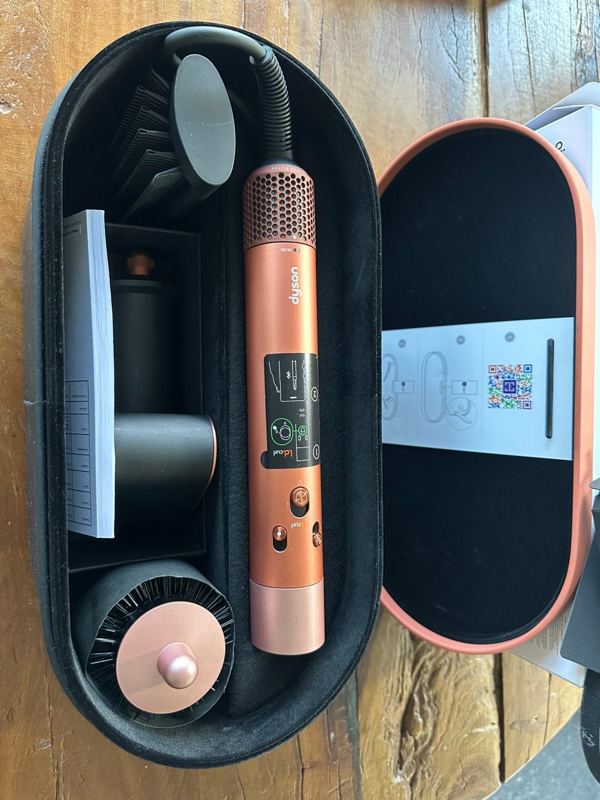 Dyson Airwrap i.d. Straight + Wavy in Ceramic Pink/Rosé, Ophalen of Verzenden, Zo goed als nieuw, Haarverzorging