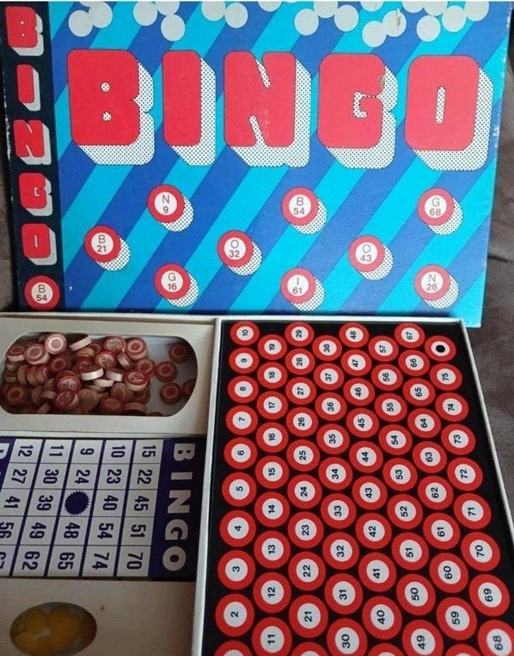 Vintage HEMA Bingo Spel met Houten Nummers en Fiches, Vijf spelers of meer, Ophalen of Verzenden, Gebruikt, HEMA
