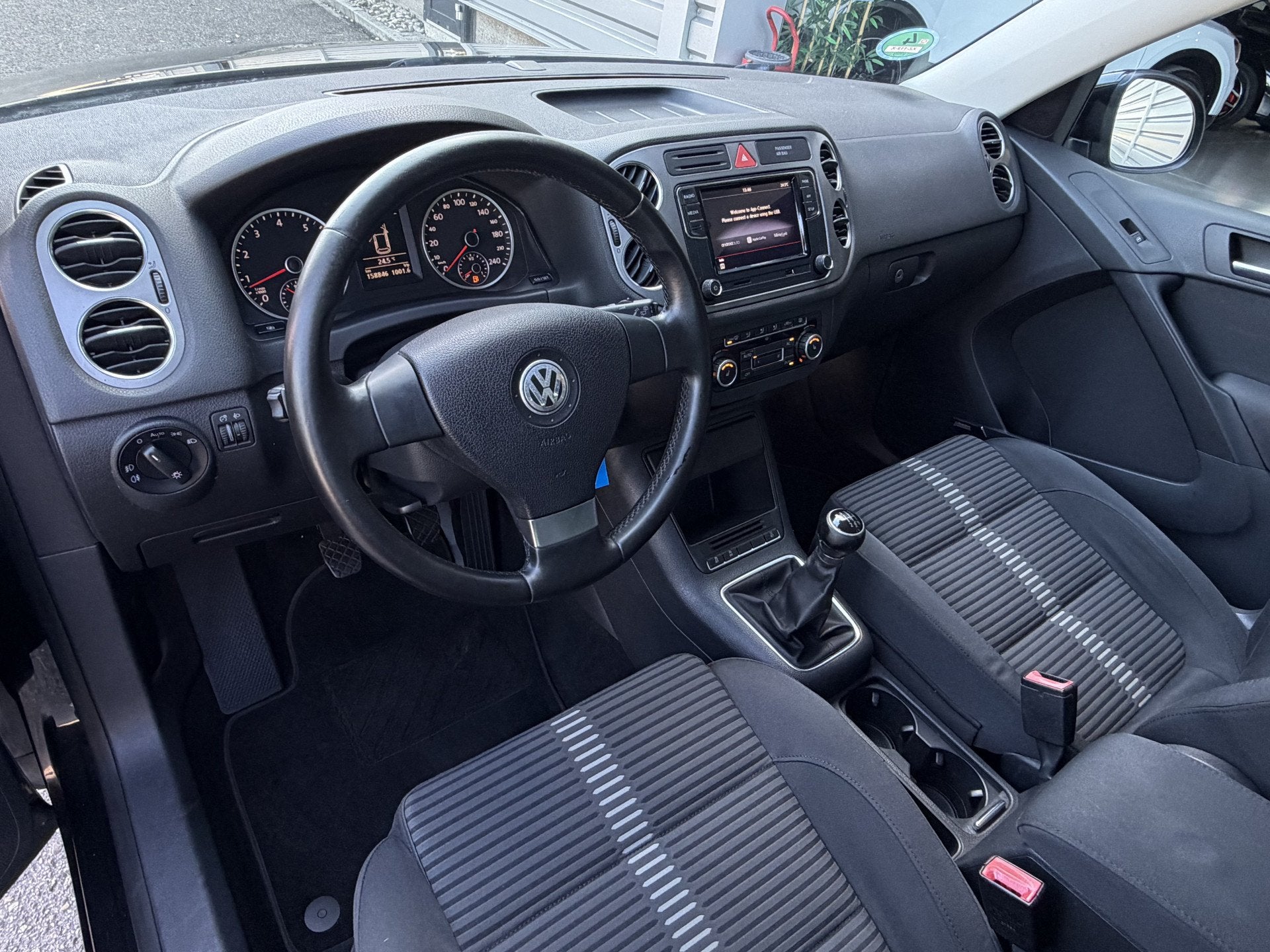 Volkswagen Tiguan 1.4 TSI Sport&Style Clima|Cruis|Carplay Zw, Auto's, Euro 5, 4 cilinders, 150 pk, Zwart