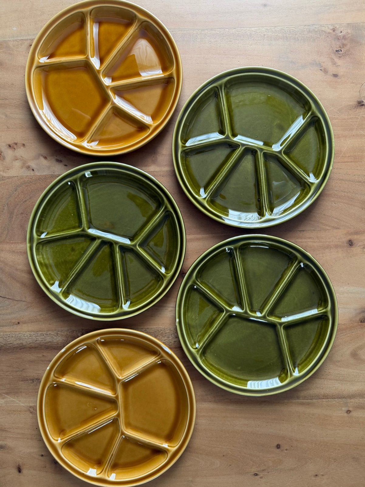 Vijf vintage fondue- en gourmetborden van Faïencerie de Gien, Gebruikt, Overige merken, Vintage, Ophalen of Verzenden