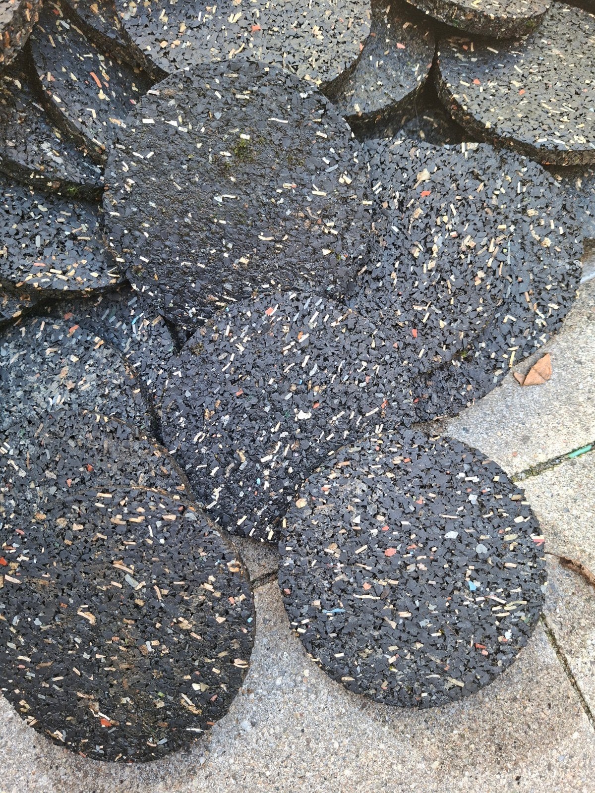 Rubberen Tegeldrager Dakterras / Balkon 125 stuks, Ophalen, Gebruikt, Overige typen, Rubber