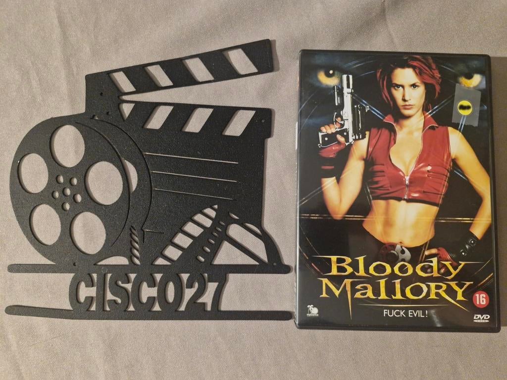 Bloody Mallory, Vanaf 16 jaar, Ophalen of Verzenden, Zo goed als nieuw, Overige genres
