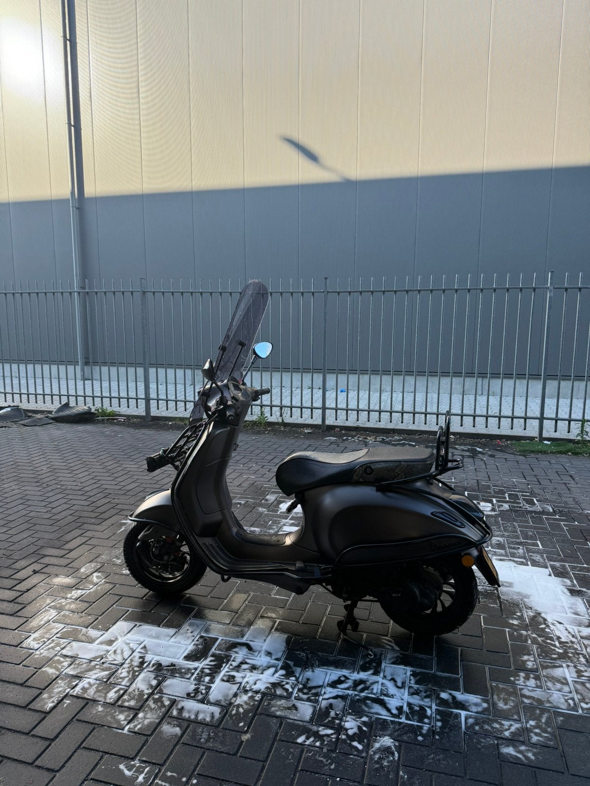 Vespa sprint 2017 CUSTOM met Alarmsysteem, Ophalen, Gebruikt, Maximaal 45 km/u, 50 cc