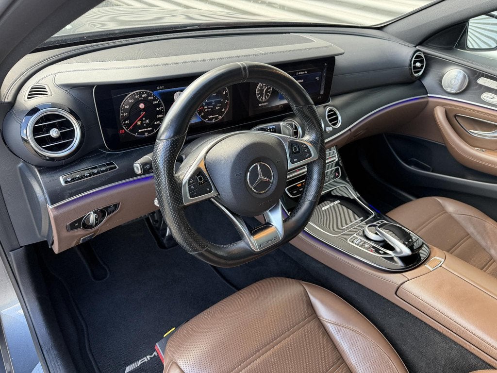 Mercedes-Benz E-klasse AMG E 63 4MATIC E63 1e Lak Pano Burme, Auto's, Mercedes-Benz, Automaat, Gebruikt, Bedrijf, Vierwielaandrijving