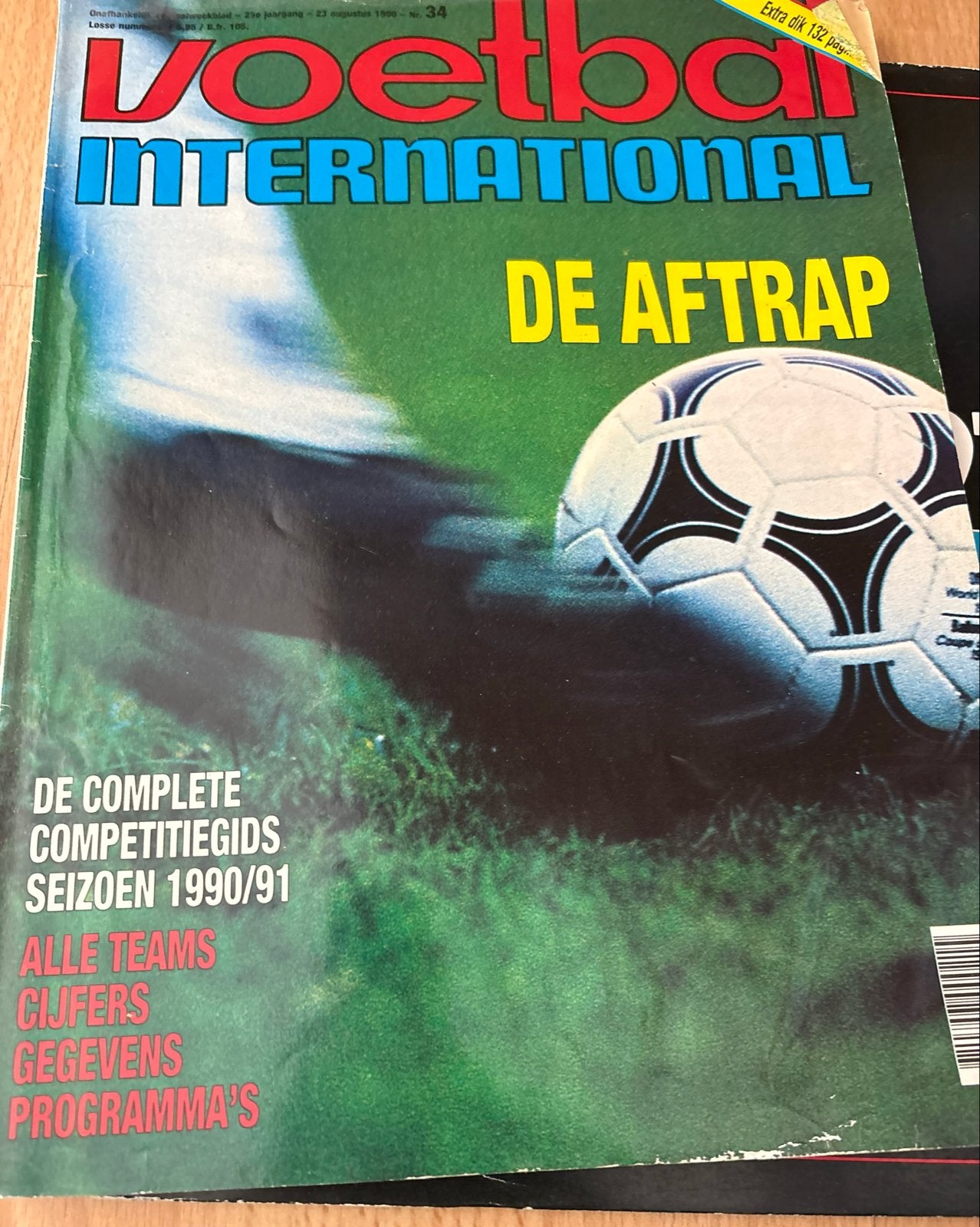 Voetbal International Seizoengidsen - Diverse Jaren, Ophalen, Buitenlandse clubs, Boek of Tijdschrift