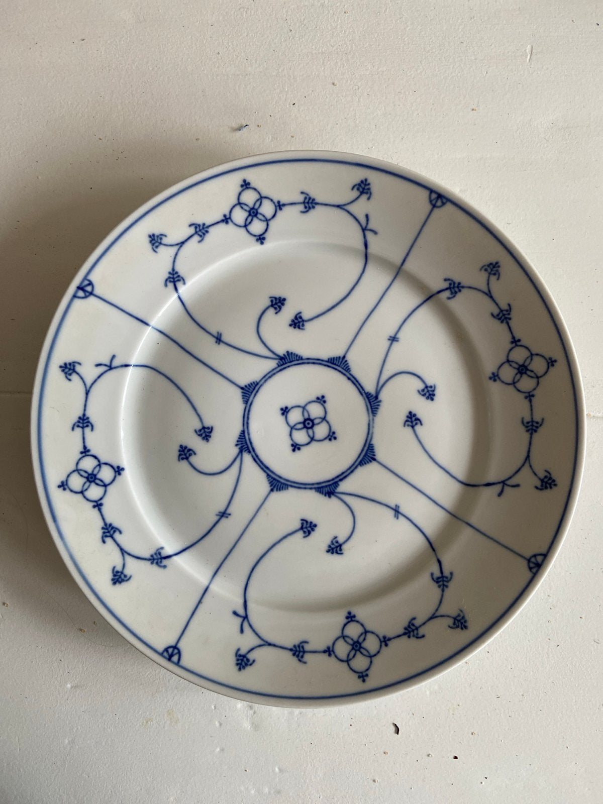 Jäger Eisenberg Teller - Blauw en Wit Porselein (28 cm), Ophalen of Verzenden