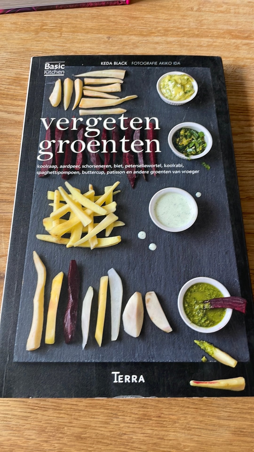 Keda Black - Vergeten Groenten, Boeken, Kookboeken, Ophalen of Verzenden, Zo goed als nieuw, Keda Black