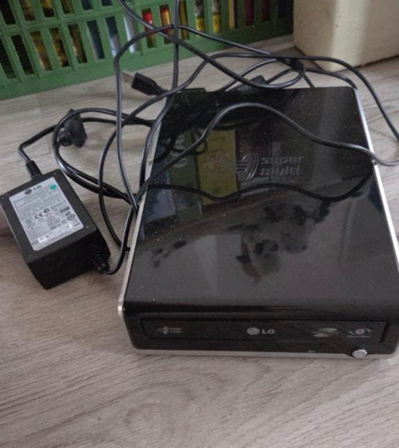 LG Externe DVD Rewriter GE20LU10 Super Multi met adapter, Computers en Software, Gebruikt, Ophalen of Verzenden, Windows, Extern