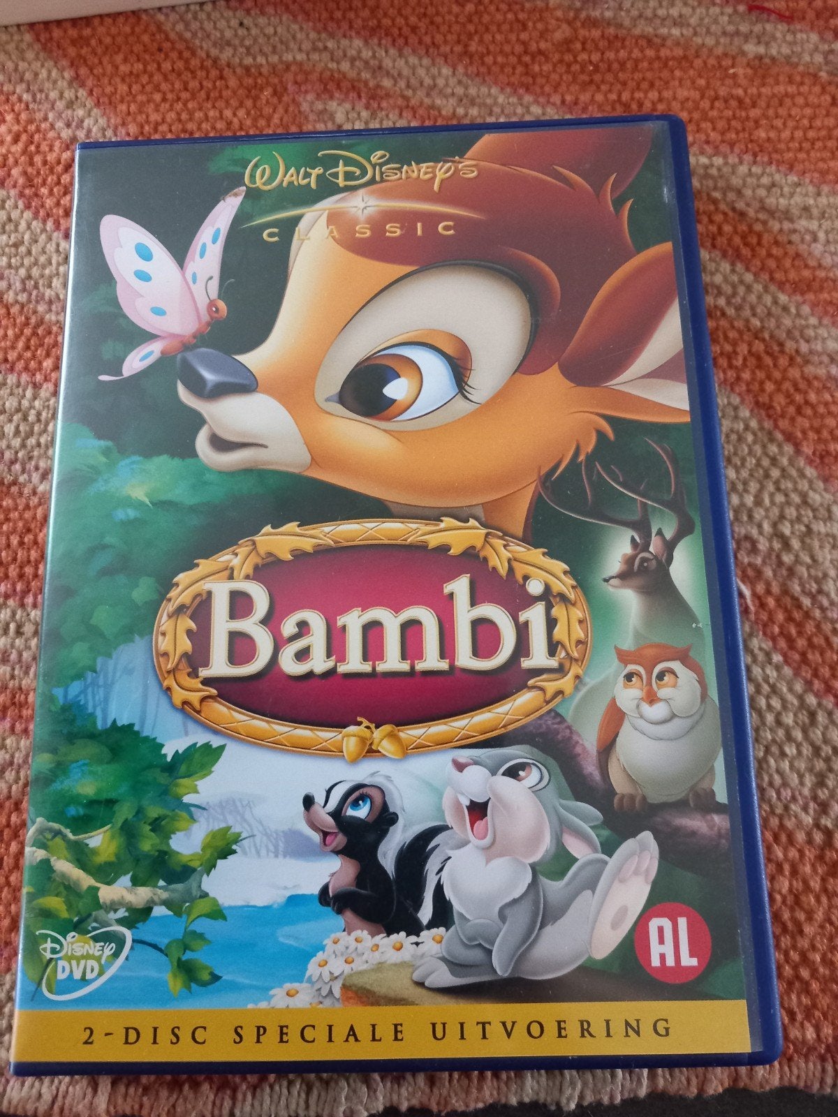 Walt Disney's Bambi - 2-Disc Speciale Uitvoering DVD, Gebruikt, Animatie, Nederlands, Ophalen of Verzenden