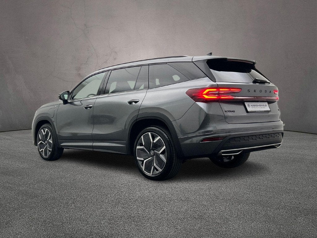Skoda Kodiaq Sportline Business 1.5 TSI PHEV 204pk DSG Autom, Auto's, Skoda, Euro 6, 4 cilinders, 250 km/l, 26 kWh