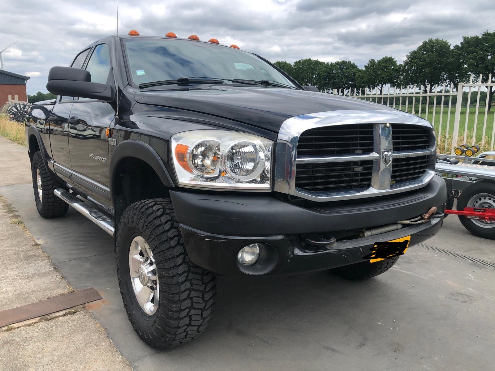 Dodge Ram 2500 Powerwagon 5,7Hemi V8 op gas, Auto's, Particulier, Te koop