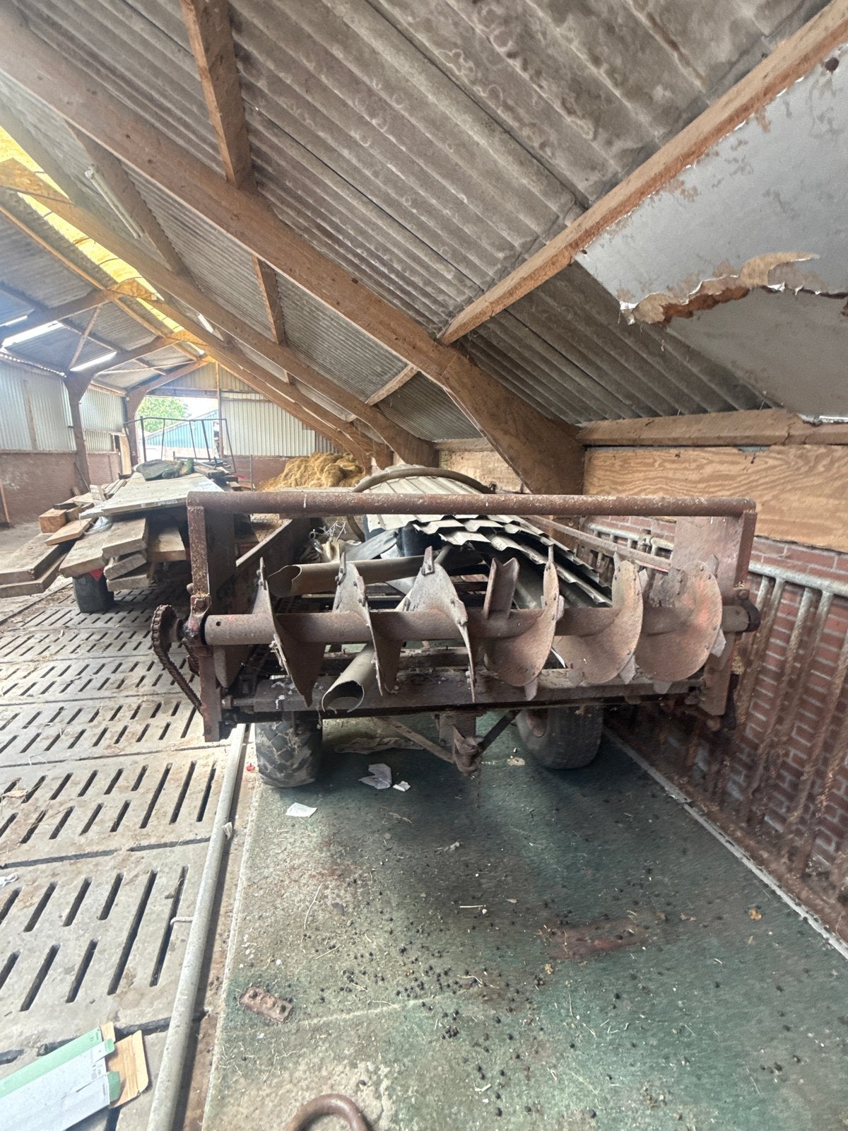 Mestwagen op knapper - alles werkt, bodem mist, Ophalen of Verzenden, Veehouderij, Gewasbescherming en Bemesting