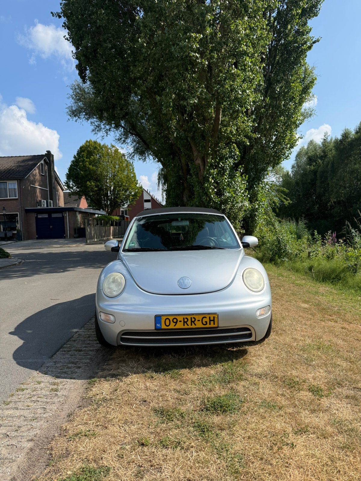 Volkswagen Beetle (Kever) 2.0 Cabriolet 85KW 2005 Grijs, Voorwielaandrijving, 4 cilinders, 4 stoelen, 1299 kg