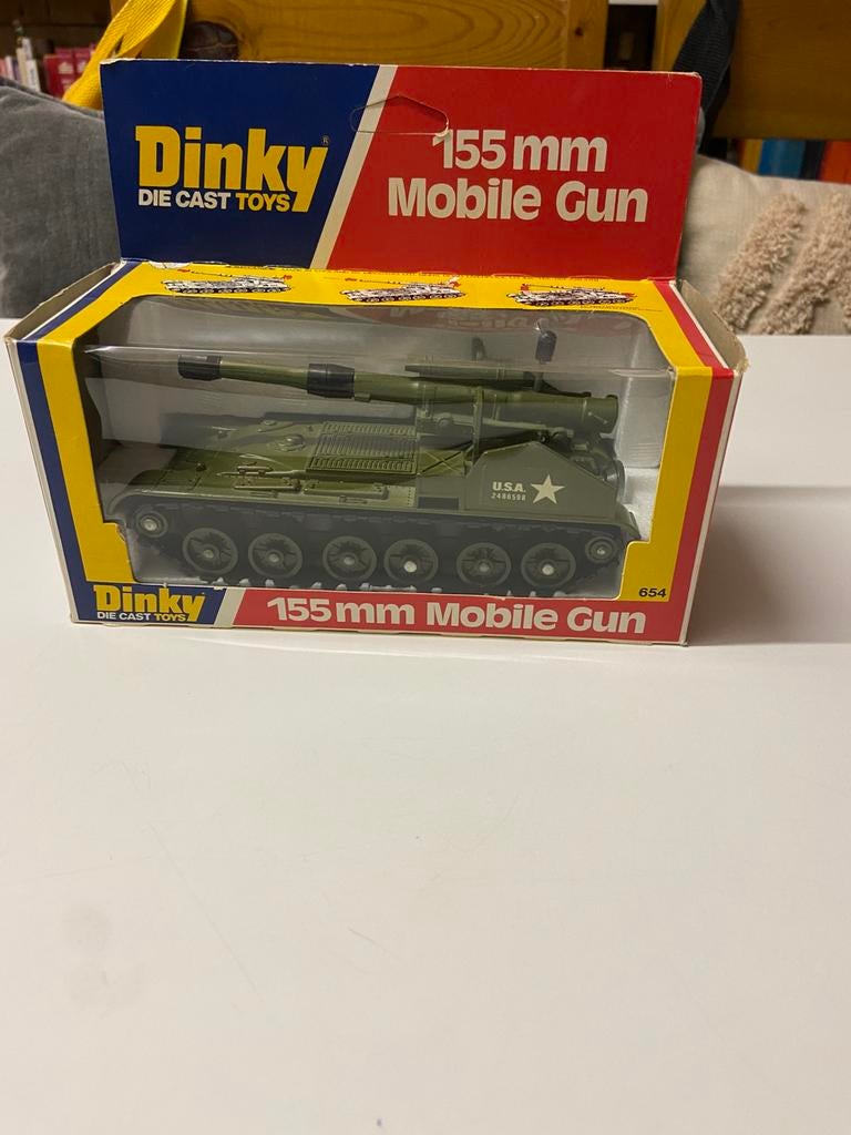 Dinky militair 155 mm mobile gun 654, Hobby en Vrije tijd, Modelauto's | 1:43, Ophalen of Verzenden, Zo goed als nieuw, Dinky Toys