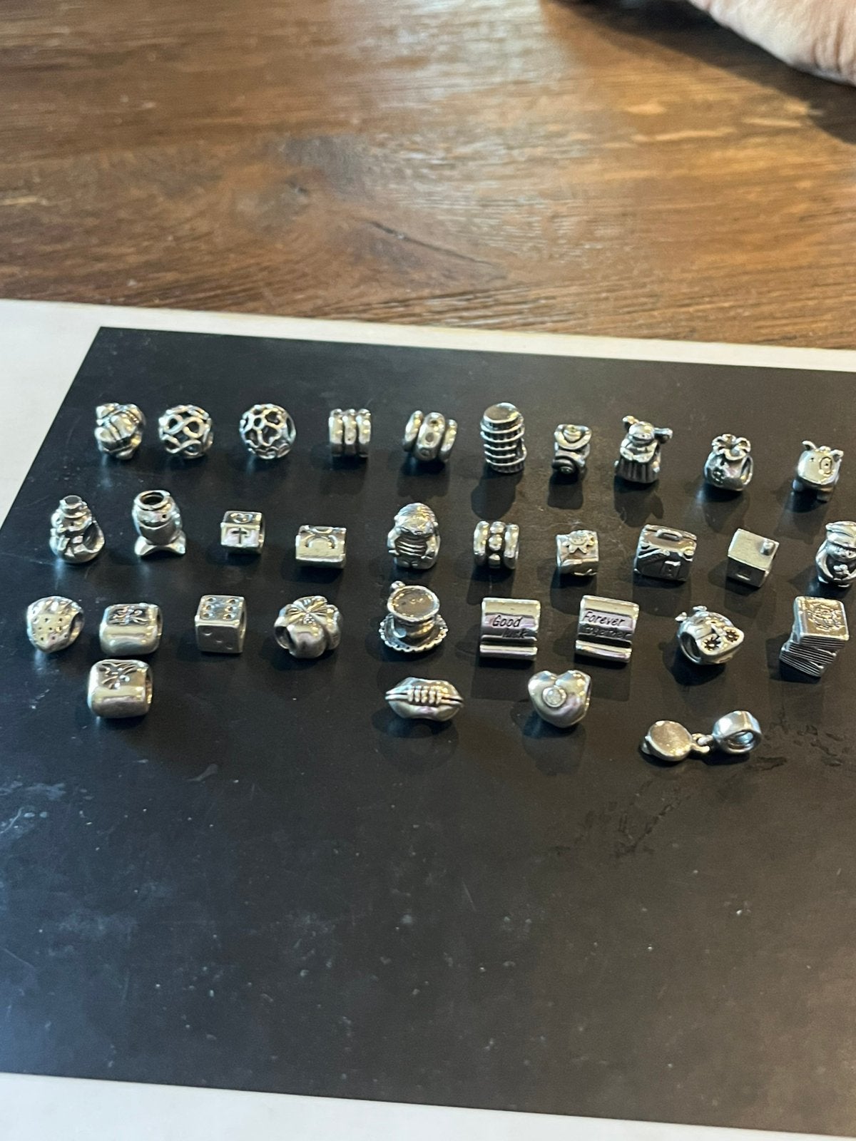 Pandora zomer aanbieding., Pandora, Ophalen of Verzenden, Zo goed als nieuw, 4 bedels of meer