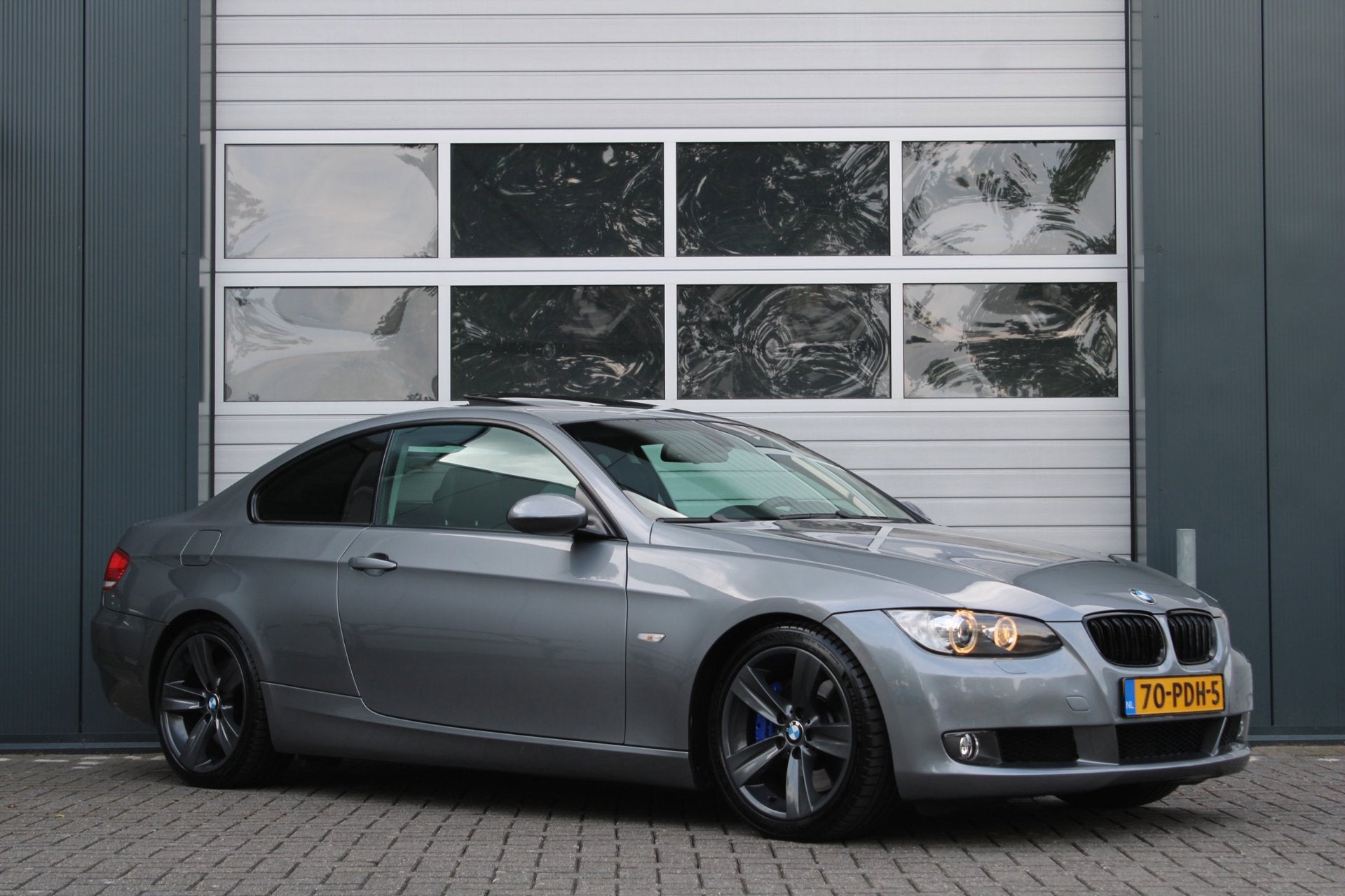 BMW 3-serie Coupé 335i 306pk Clima/Cruise/Keyless/Xenon/Spo, Achterwielaandrijving, Gebruikt, Zwart, 4 stoelen