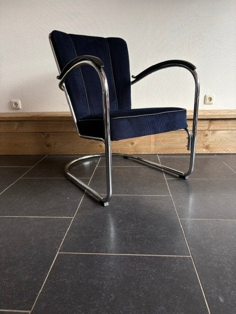Gispen 412 fauteuil, chroom, nieuwe koningsblauwe ribstof, Design, 75 tot 100 cm, Zo goed als nieuw, Stof