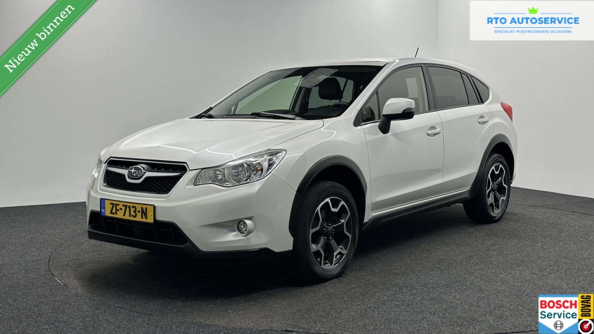 Subaru XV 1.6i Luxury AWD LEER CAMERA TREKHAAK NAVI CRUISE., Auto's, Euro 5, Zwart, 4 cilinders, Met garantie (alle)