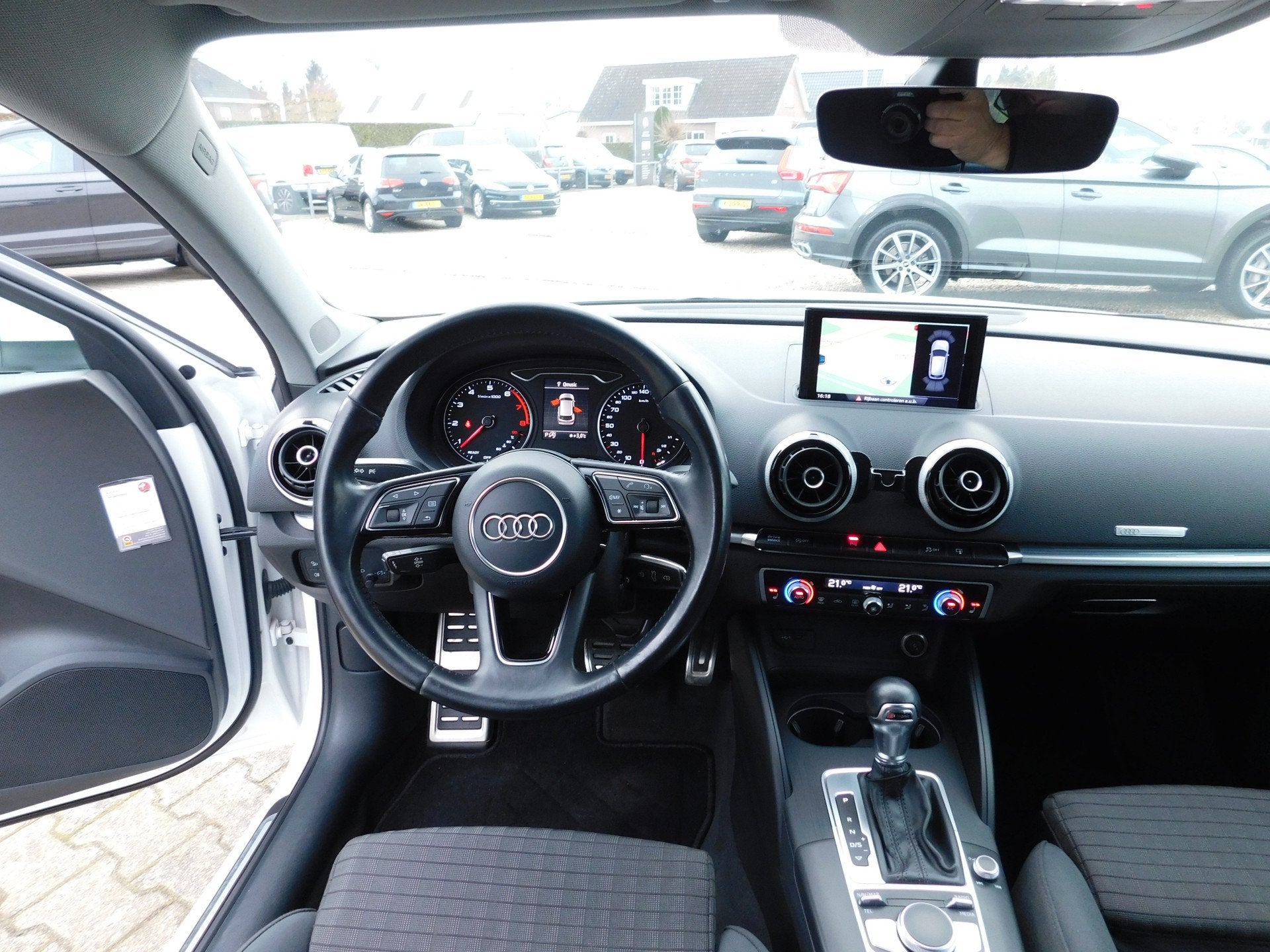 Audi A3 Sportback 1.4 TFSI CoD Sport Pro Line S (bj 2016), Stof, Gebruikt, 4 cilinders, Wit