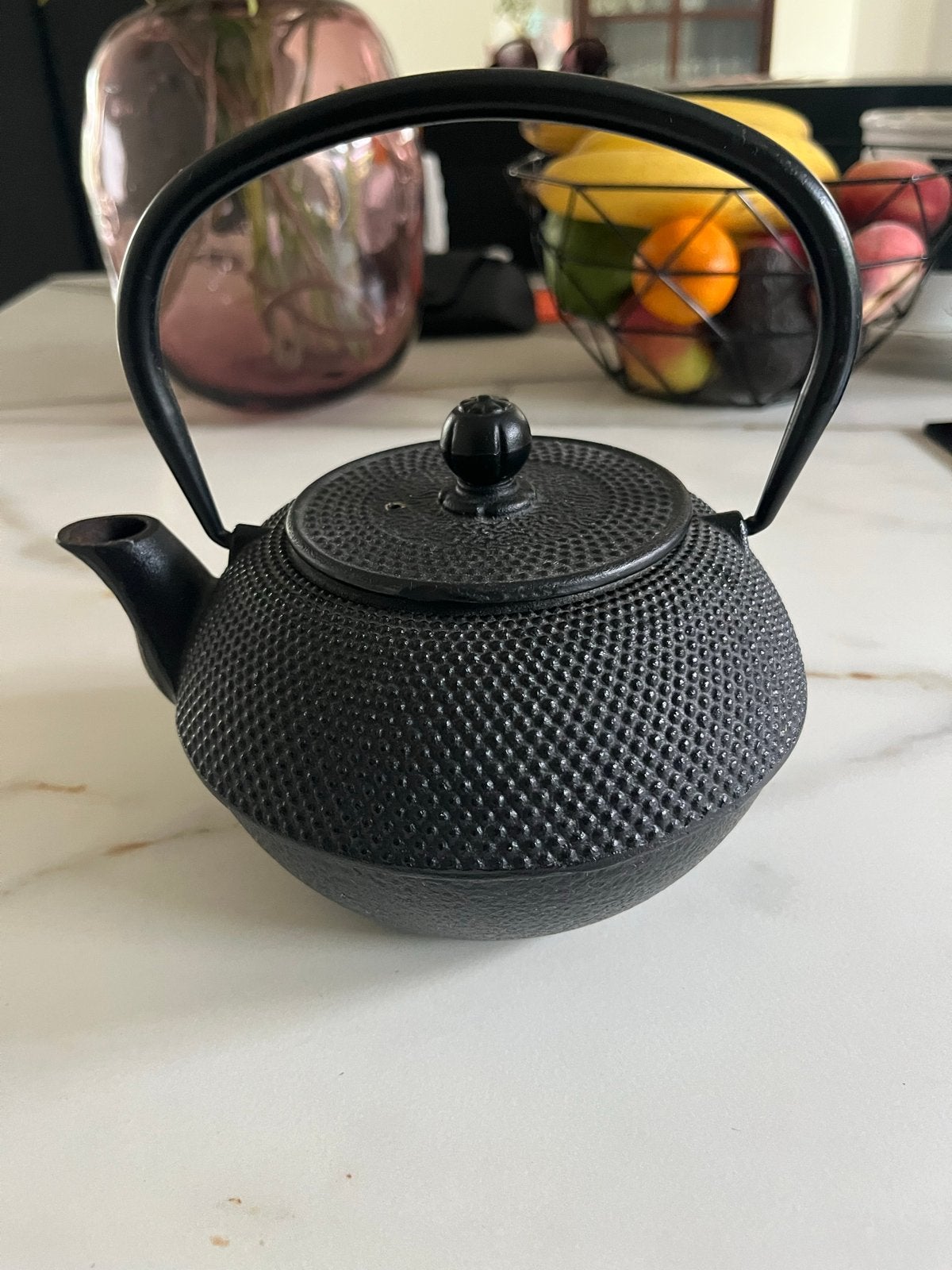 Zwarte gietijzeren theepot - Japanse stijl, Theepot/fluitketel, Gebruikt, Ophalen of Verzenden, Zwart