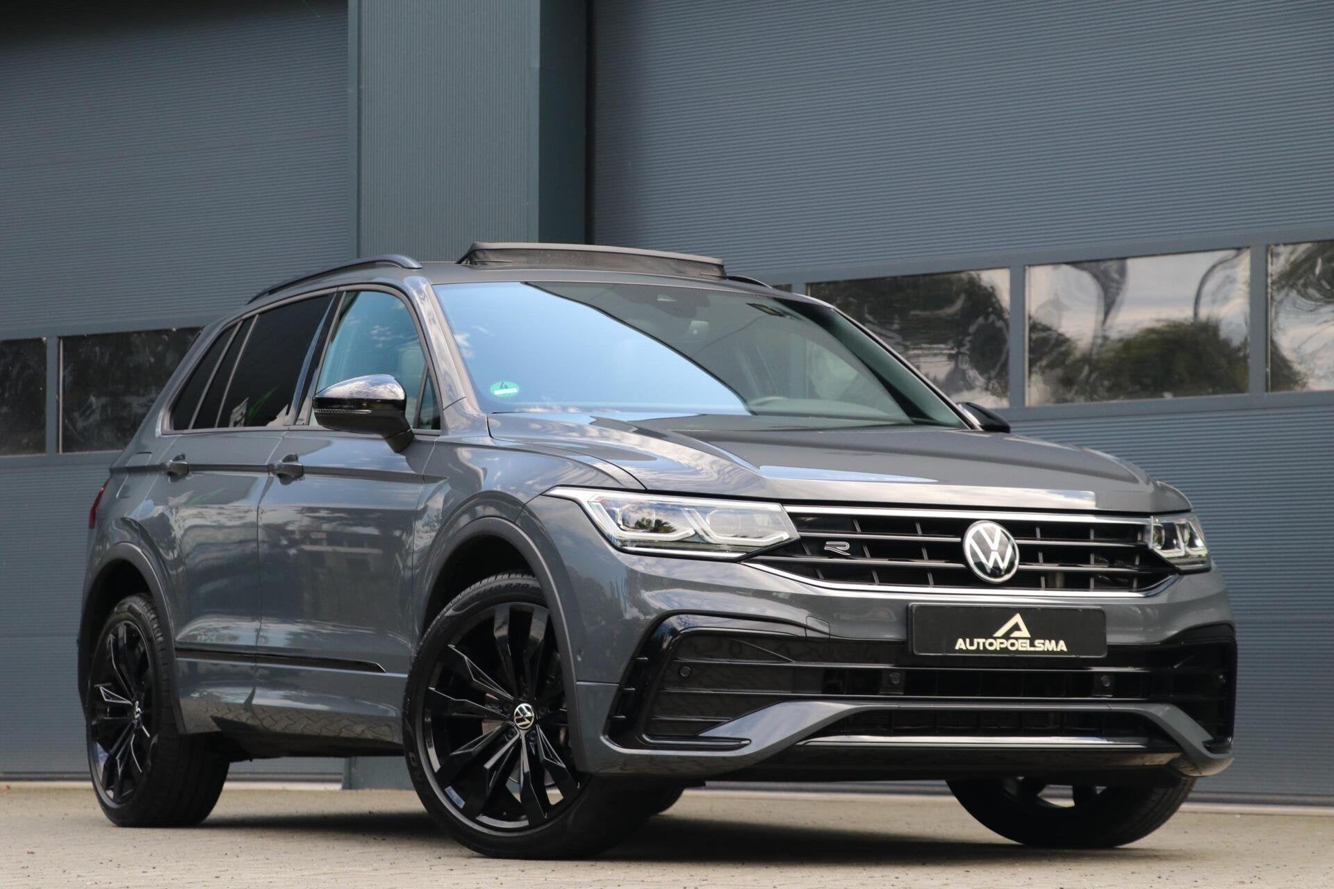 Volkswagen Tiguan 1.4 TSI eHybrid R-Line |BlackStyle| Adapti, 4 cilinders, Hybride Elektrisch/Benzine, 1711 kg, SUV of Terreinwagen