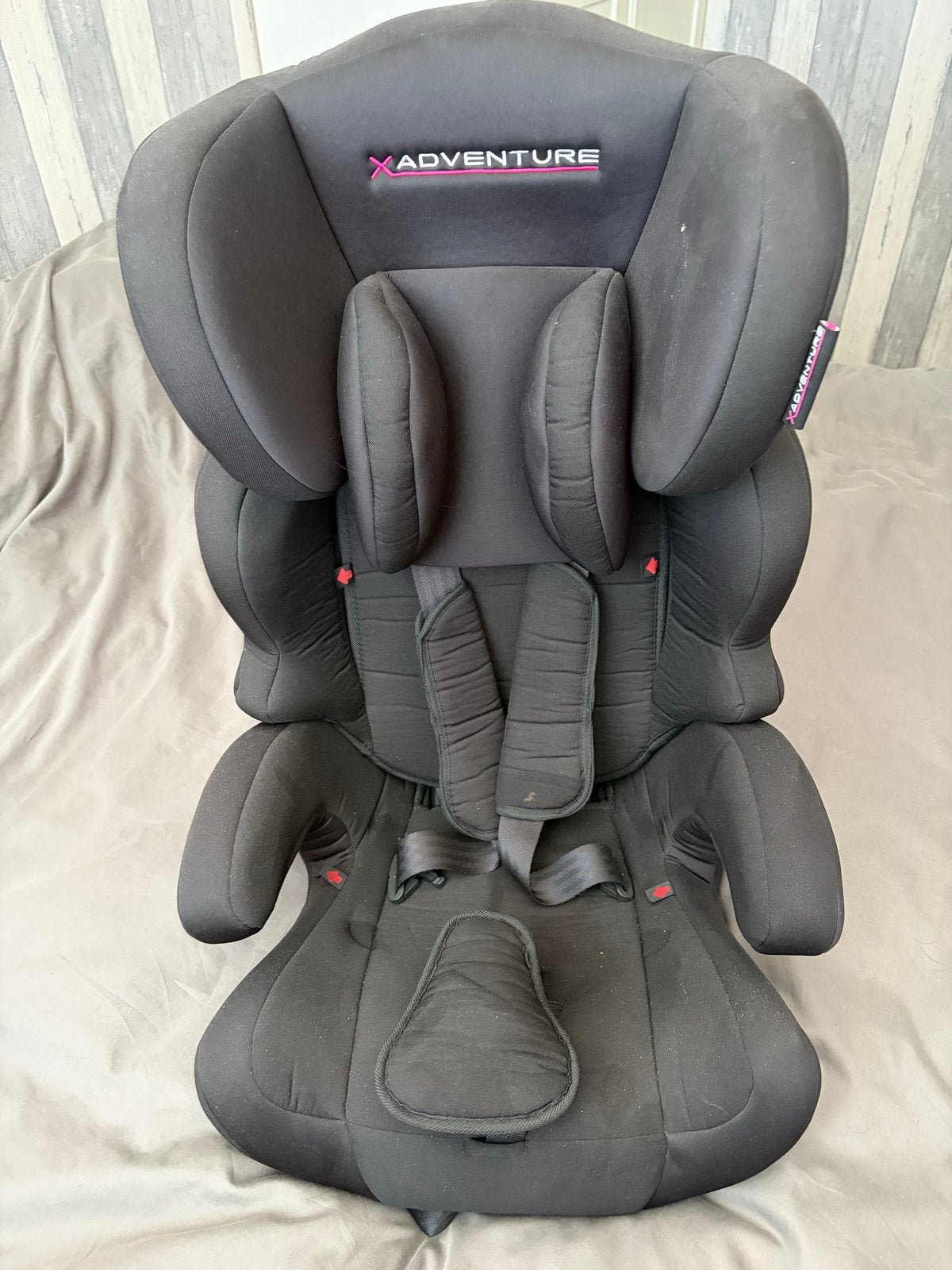 XAdventure Autostoel Zwart - Comfortabel en Veilig, Verstelbare rugleuning, 9 t/m 36 kg, Ophalen, Overige merken