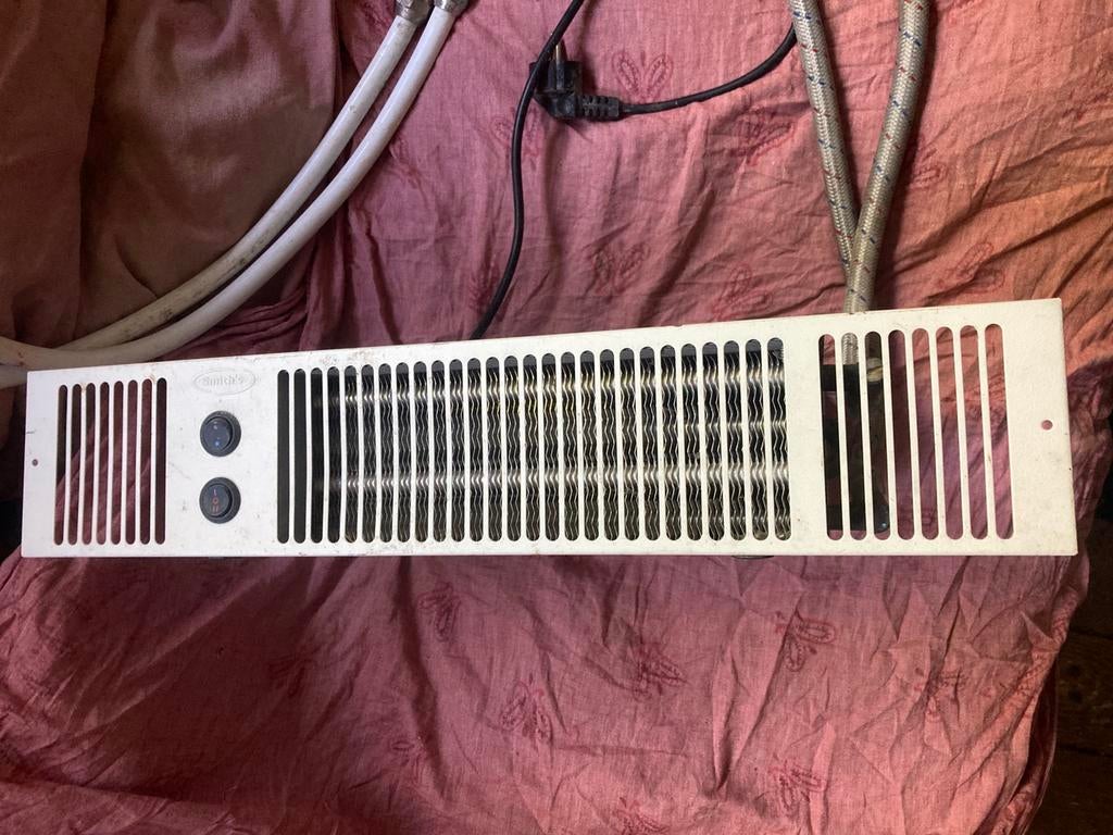 Smith's Space Saver BVSS6/4 Plintradiator uit 2010 Kickspace, Ophalen, Gebruikt, Minder dan 60 cm, Radiator