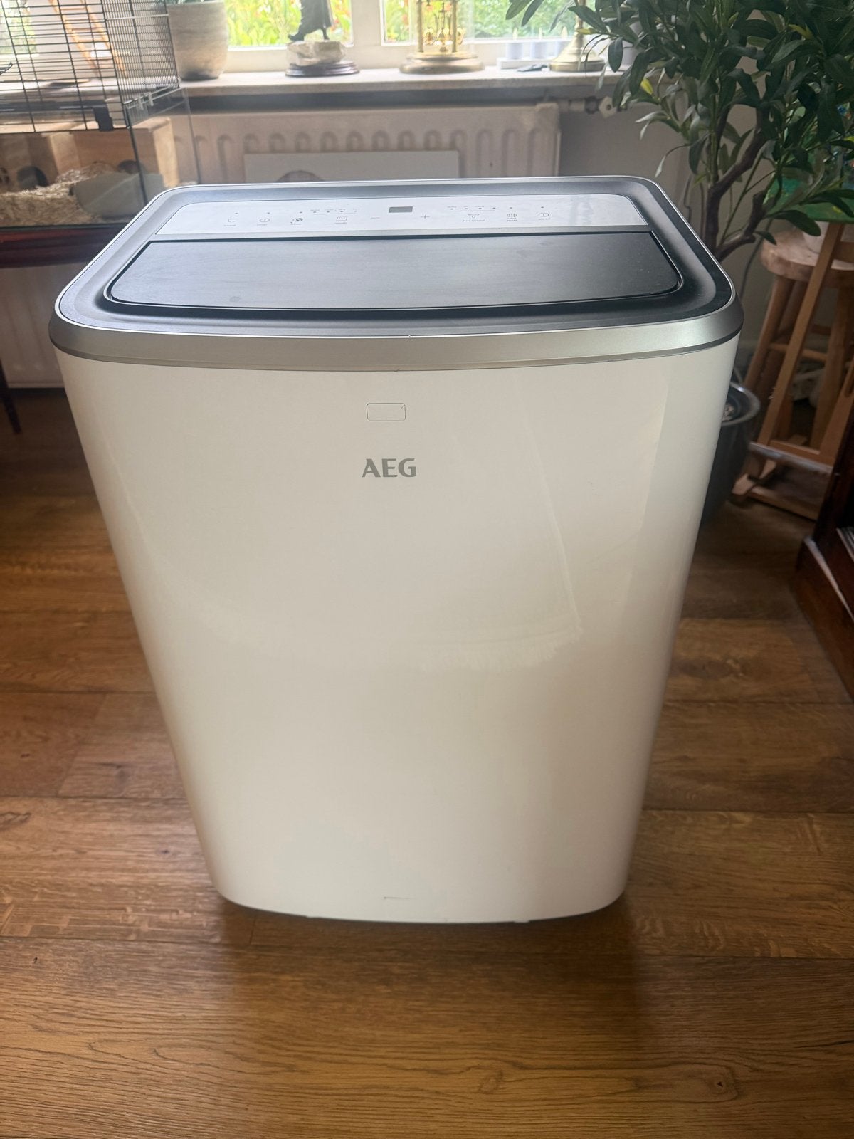 AEG Mobiele Airco - Krachtige Koeling voor Thuis, Ophalen, Minder dan 60 m³, Timer, 3 snelheden of meer