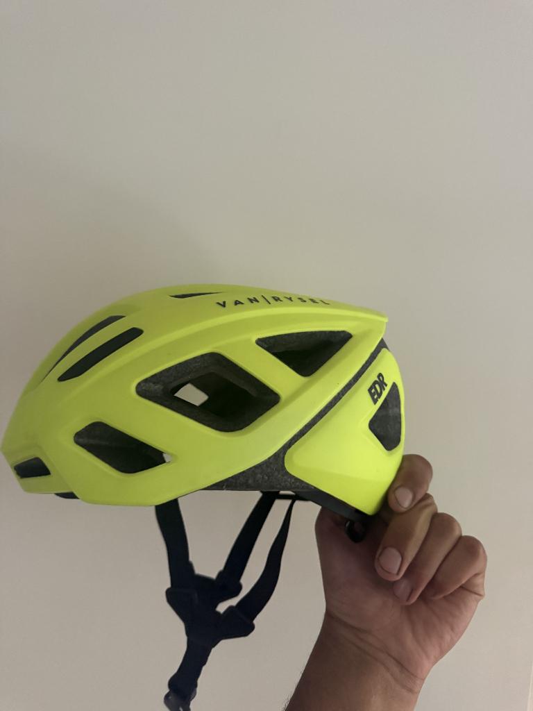 Van Rysel fietshelm neongroen, Ophalen, Zo goed als nieuw, Van Rysel, L