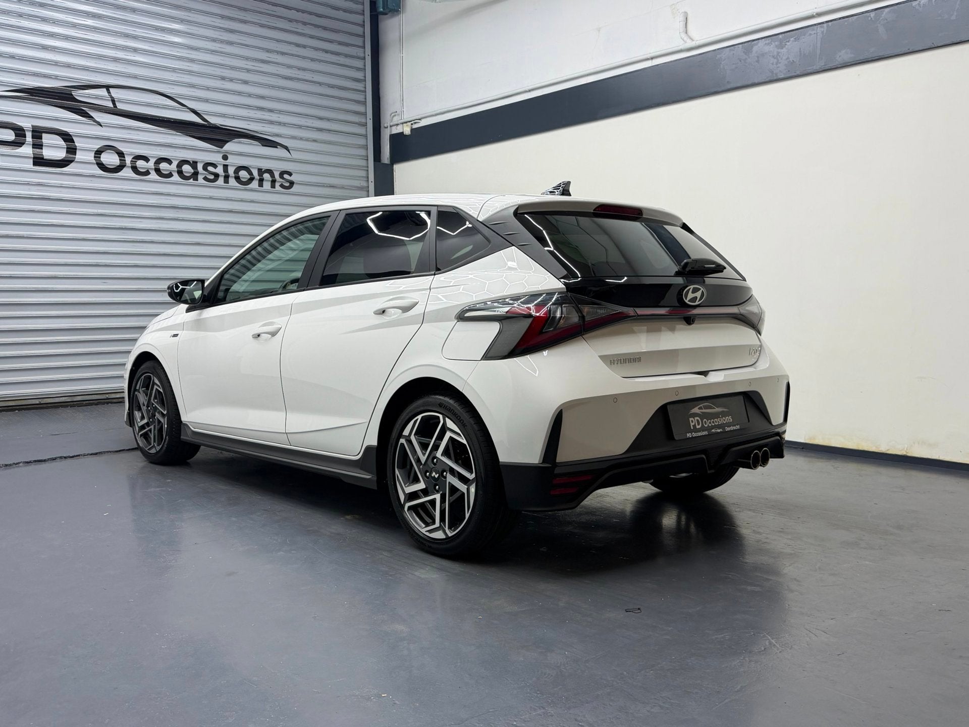 Hyundai I20 1.0 T-GDI N Line - Camera - Navi - Carplay - LM, Voorwielaandrijving, Zwart, Wit, Origineel Nederlands