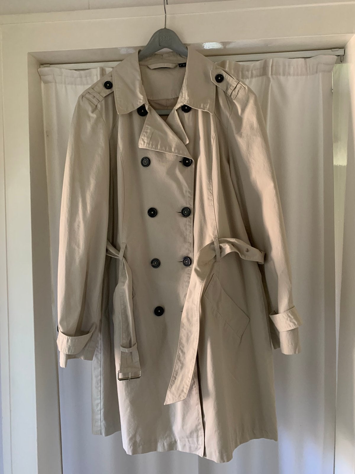 Beige Dames zomerjas / trenchcoat, Ophalen of Verzenden, Zo goed als nieuw, Maat 42/44 (L), Beige
