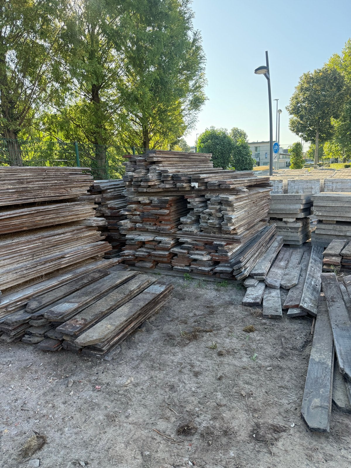Gebruikte houten beschoeiingsplanken. Hardhout, Ophalen of Verzenden, Gebruikt