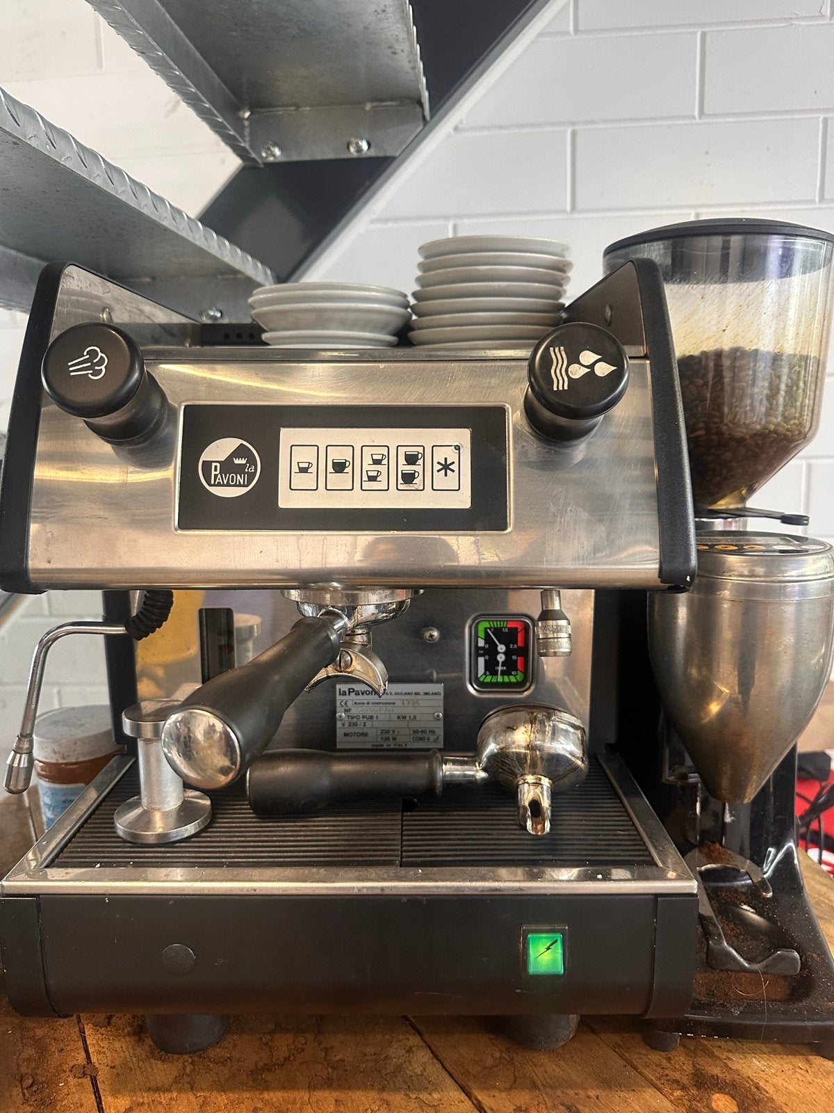 La Pavoni Espresso Apparaat - Professionele Kwaliteit, Stoompijpje, Gebruikt, L, Espresso apparaat
