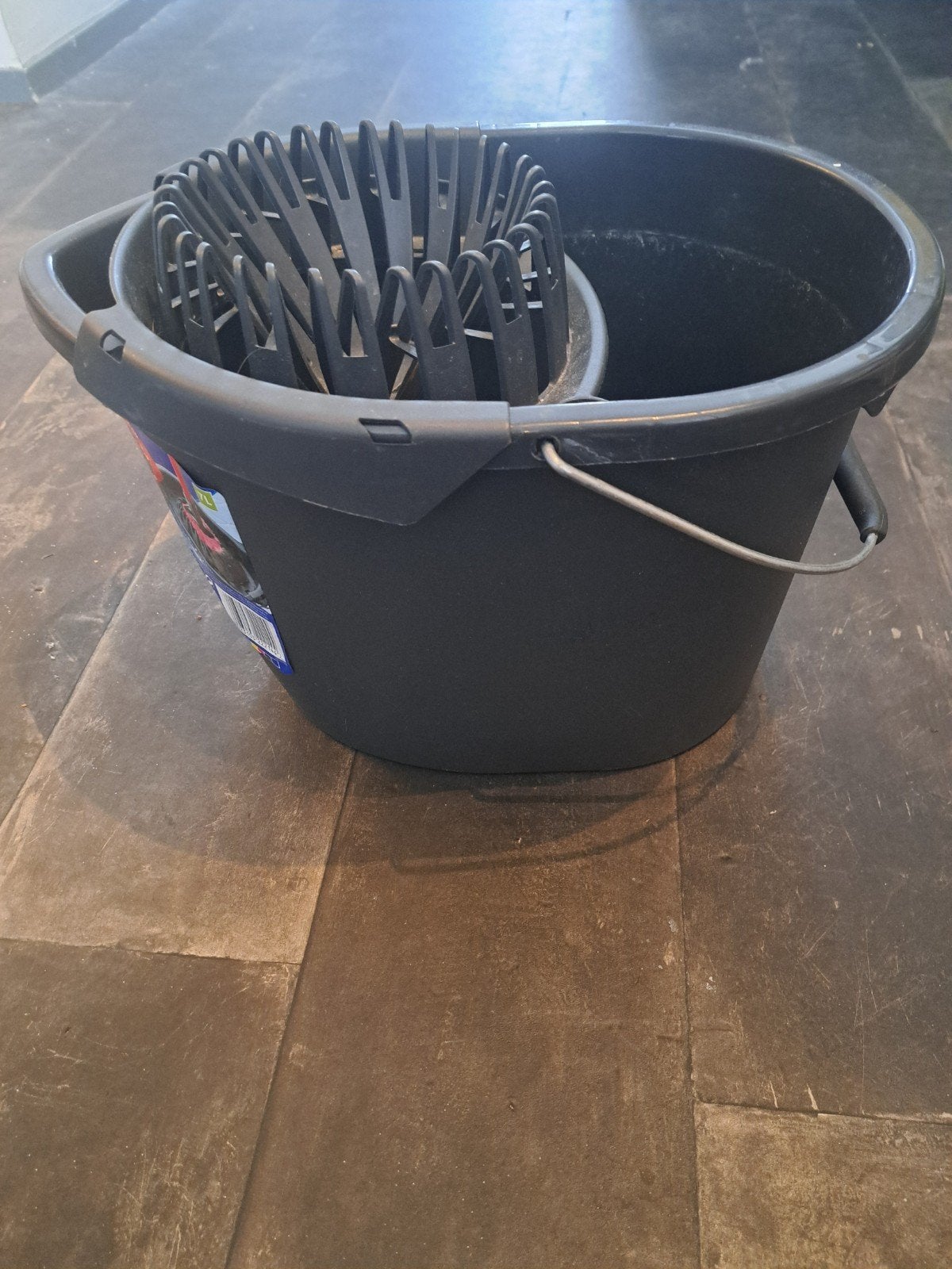 Dweilemmer met pers (gratis af te halen), Ophalen