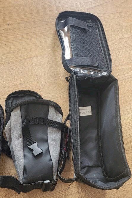 Set van TWEE fietstasjes voor bike packing/fietstochten, Ophalen of Verzenden, Zo goed als nieuw