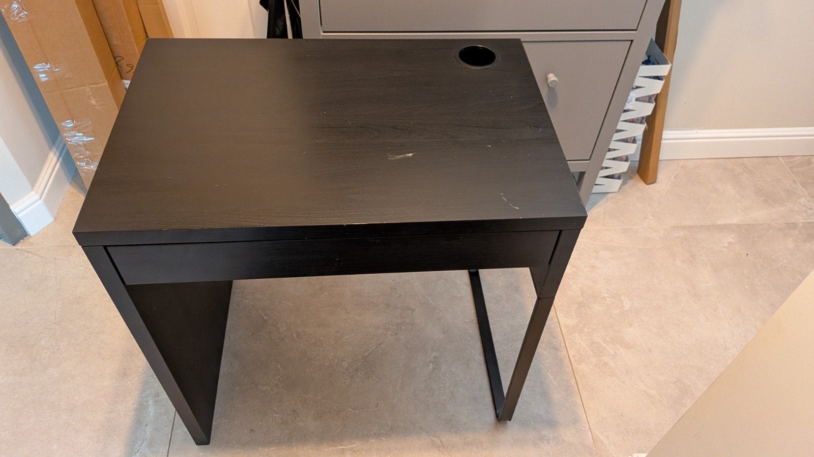 Ikea bureau Micke 73x50, Huis en Inrichting, Slaapkamer | Nachtkastjes, Ophalen, Gebruikt, 65 cm of meer, 70 cm of meer
