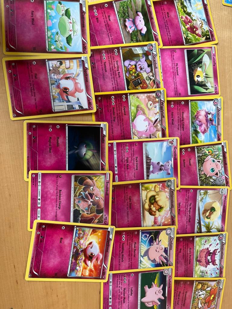 Pokémon Kaarten Collectie - Diverse Fairy Type, Ophalen of Verzenden, Zo goed als nieuw, Meerdere kaarten