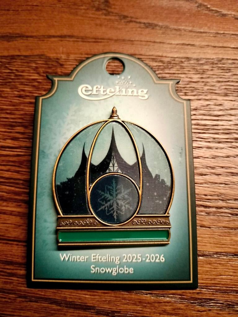 Efteling pin: Winter Efteling 2025 - 2026 Snowglobe, Verzenden, Nieuw, Button of Speldje