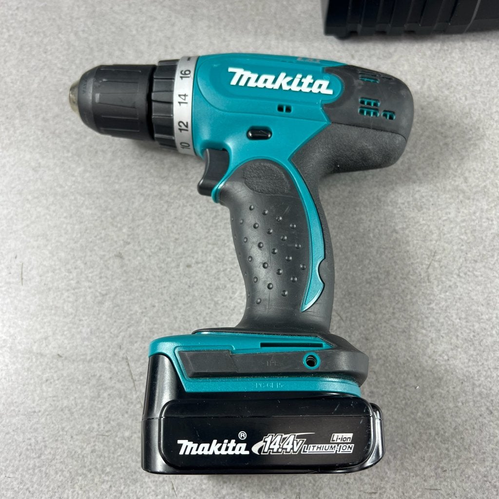 Makita DDF 343 Accu schroeftol | accu+lader | 411734, Ophalen of Verzenden, Gebruikt, Boormachine, Variabele snelheid