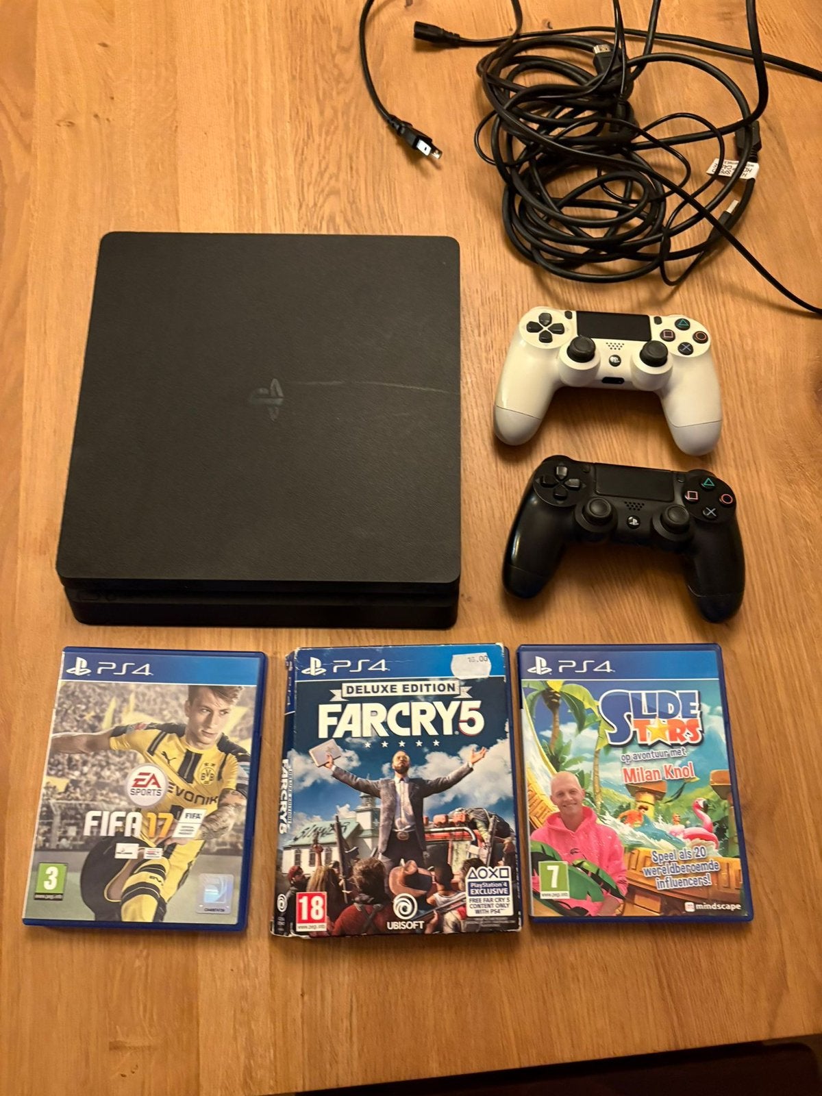 PlayStation 4 slim 500gb - 2 controllers - 3 games, Met 2 controllers, Ophalen of Verzenden, Zo goed als nieuw, Slim